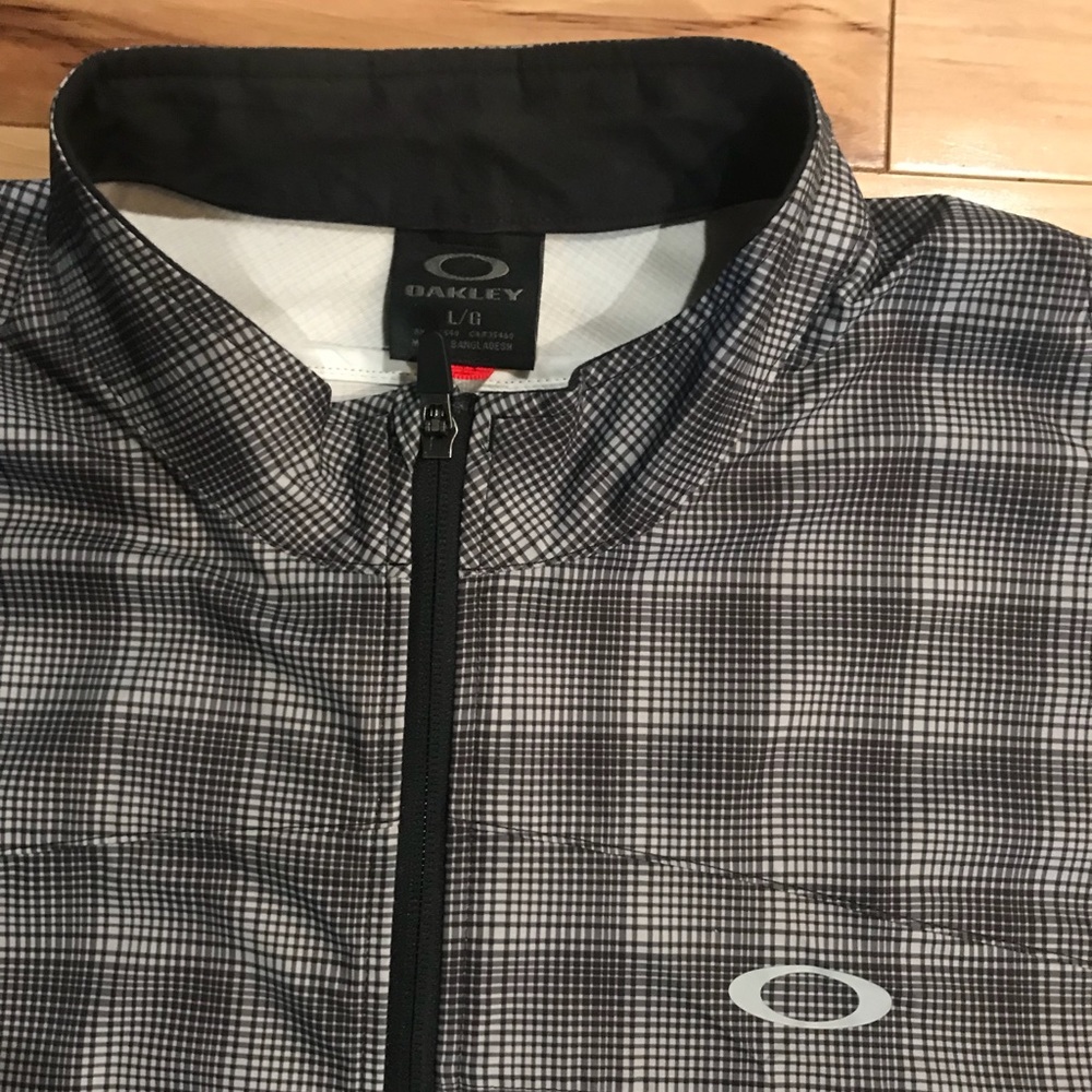 Oakley Golf Windbreaker
